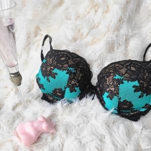 Victoria's Secret Very Sexy Push Up Bra